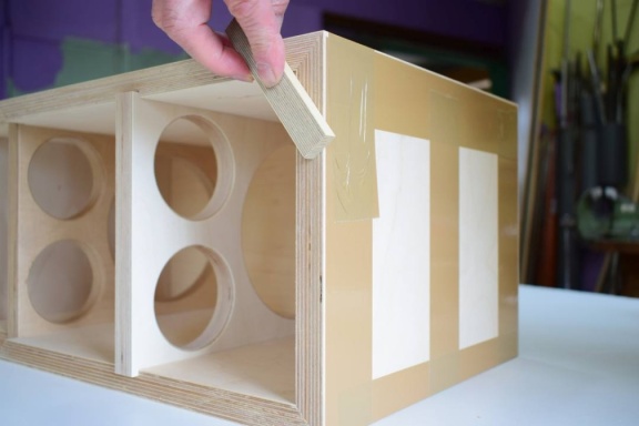 Illuminator 71 - 025